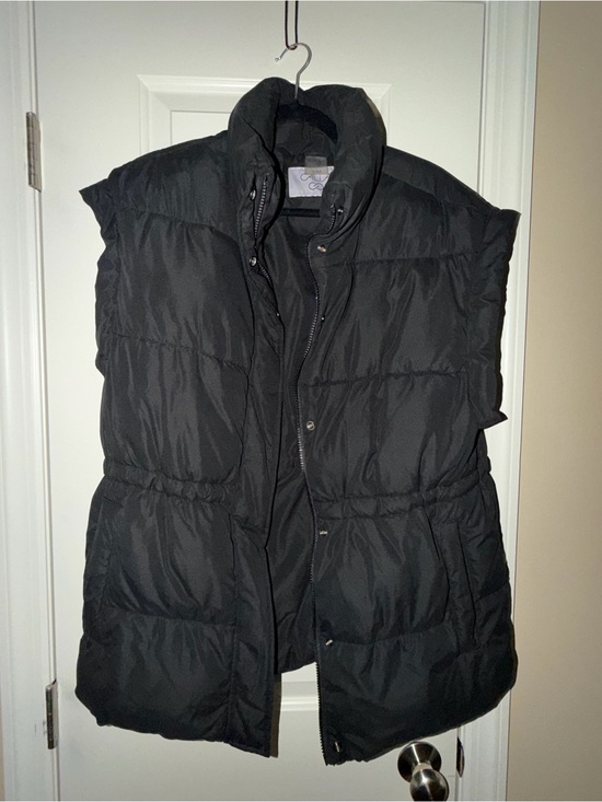CALIA by Carrie Underwood Jackets & Blazers - CALIA by Carrie Underwood Black Quilted Puffer Vest